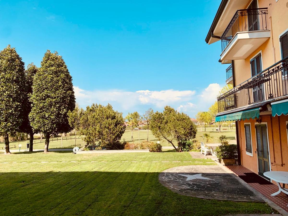 Marilyn Arpa Apartment Sirmione Exterior photo